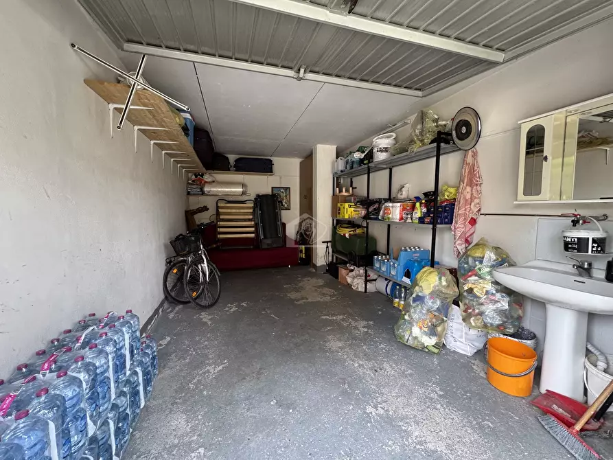 Immagine 19 di Appartamento in vendita  a Suzzara