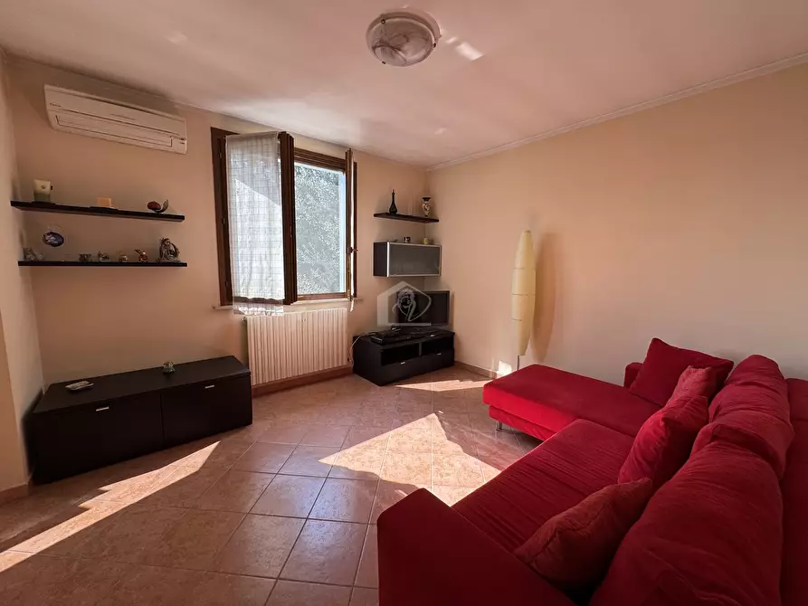 Immagine 1 di Appartamento in vendita  a Motteggiana