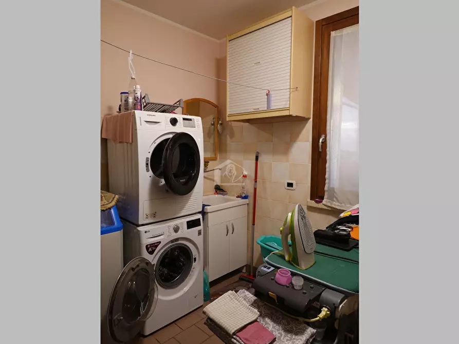 Immagine 14 di Casa bifamiliare in vendita  a Suzzara