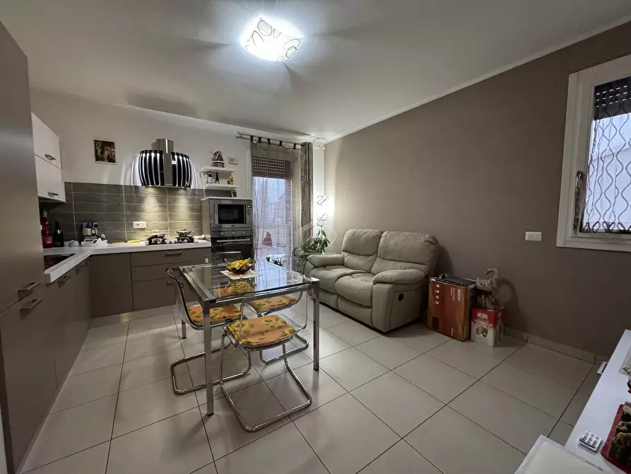 Immagine 5 di Appartamento in vendita  a Suzzara