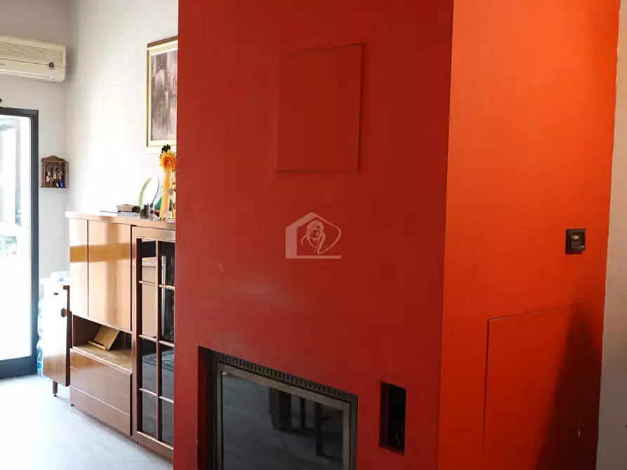 Immagine 13 di Rustico / casale in vendita  a Suzzara