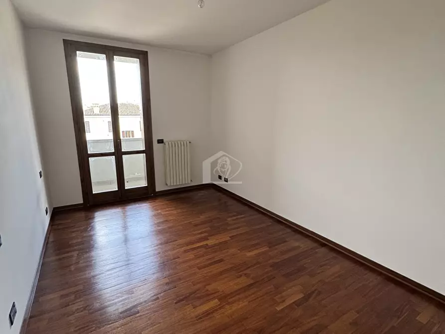 Immagine 19 di Appartamento in vendita  a Suzzara