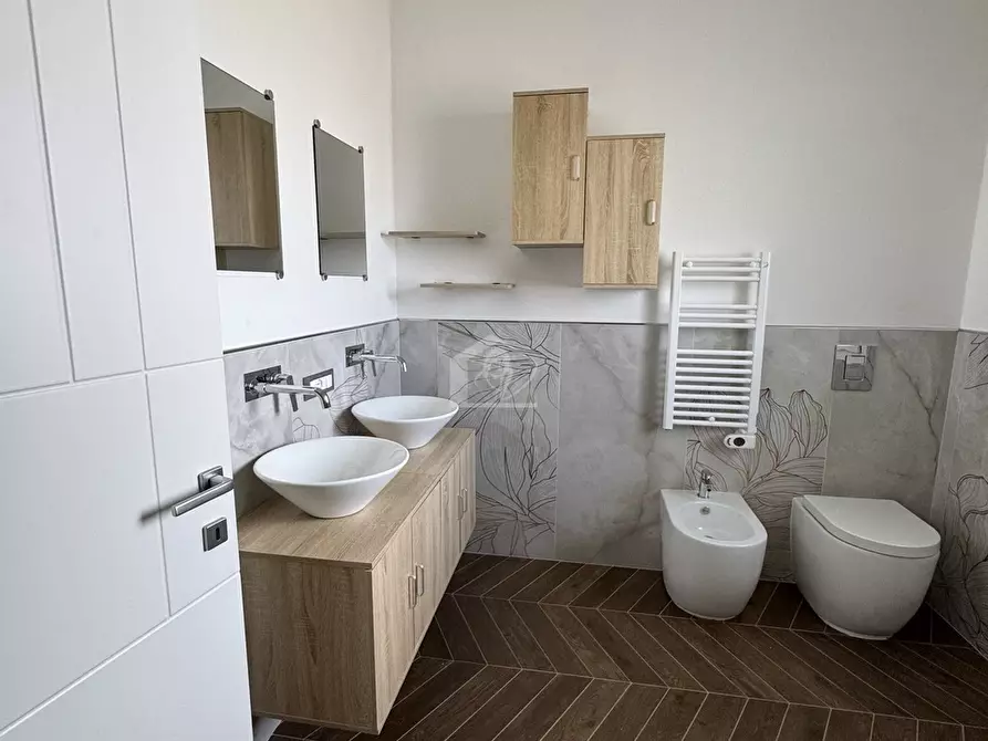 Immagine 17 di Casa bifamiliare in vendita  a Suzzara