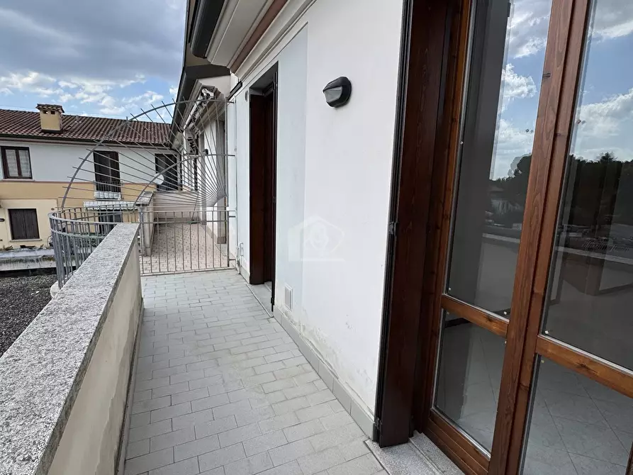 Immagine 10 di Appartamento in vendita  a Suzzara