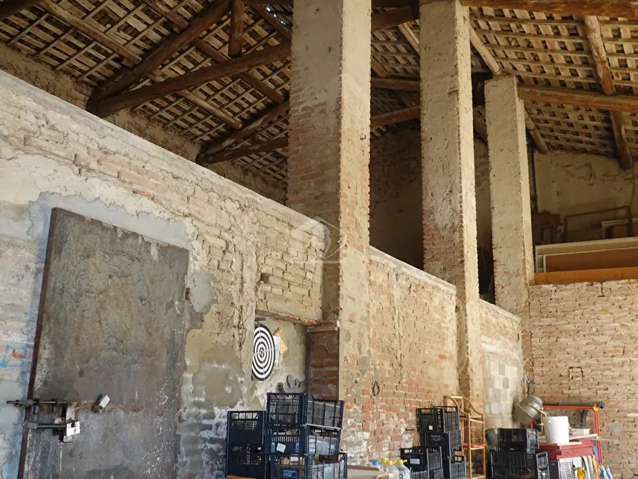 Immagine 36 di Rustico / casale in vendita  a Suzzara