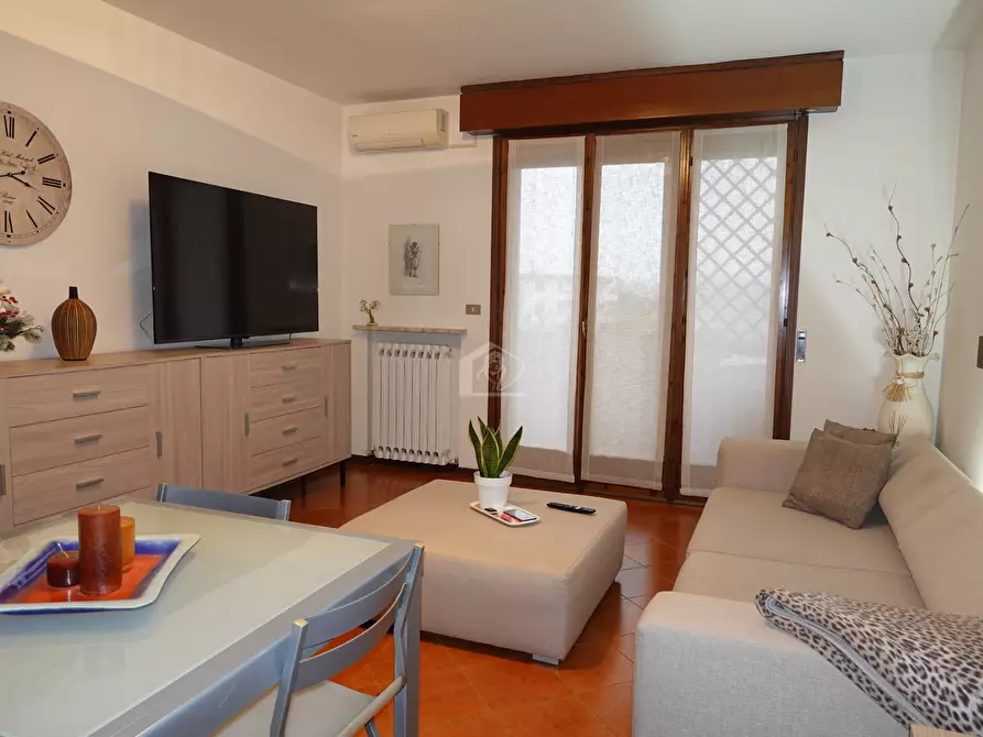 Immagine 2 di Appartamento in vendita  a Suzzara