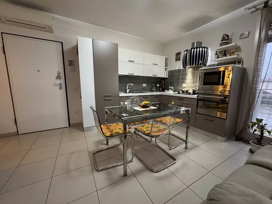 Immagine 1 di Appartamento in vendita  a Suzzara