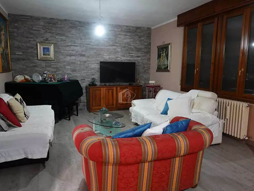 Immagine 21 di Rustico / casale in vendita  a Suzzara