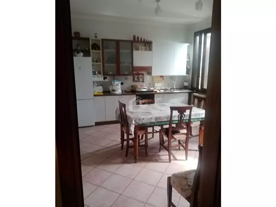 Immagine 4 di Rustico / casale in vendita  a Motteggiana