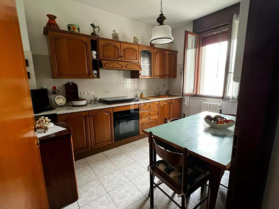 Immagine 1 di Appartamento in vendita  a Suzzara