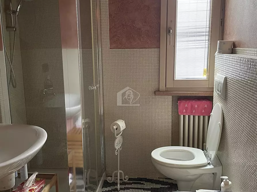 Immagine 4 di Ufficio in vendita  a Boretto