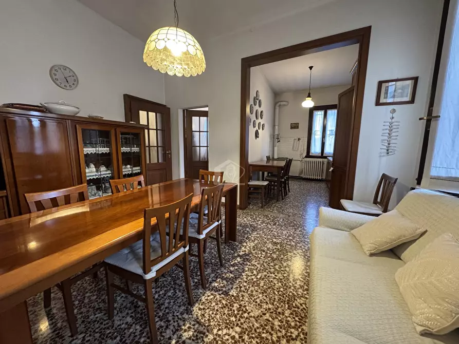 Immagine 5 di Casa indipendente in vendita  a Suzzara