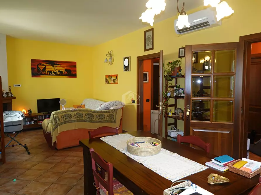 Immagine 4 di Casa indipendente in vendita  a Suzzara