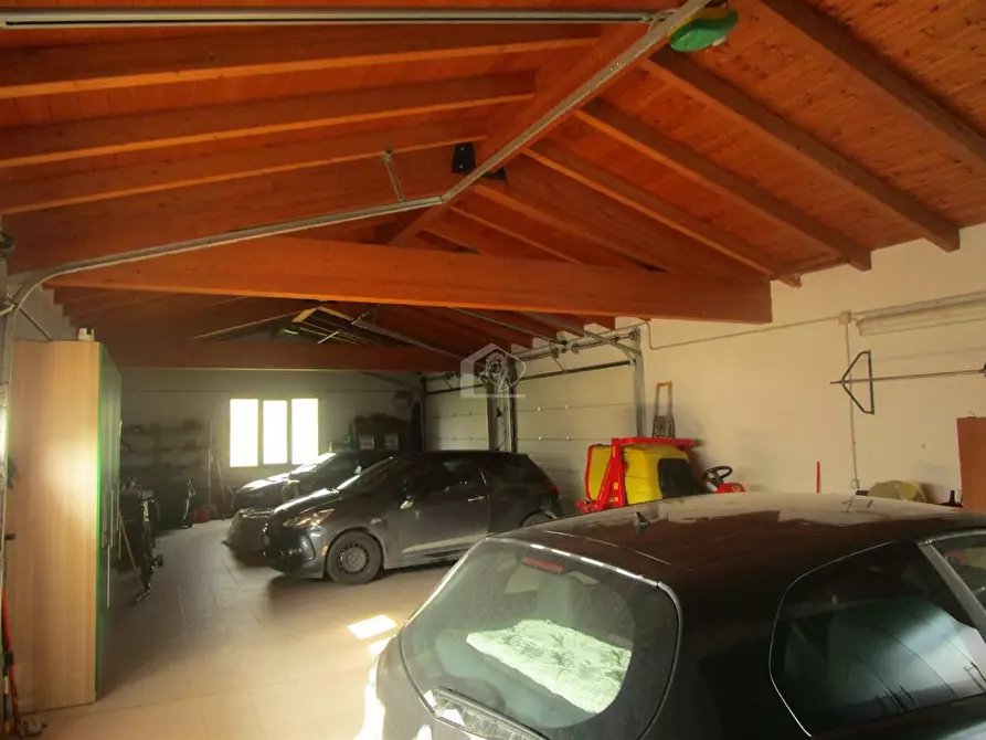 Immagine 21 di Rustico / casale in vendita  a Motteggiana