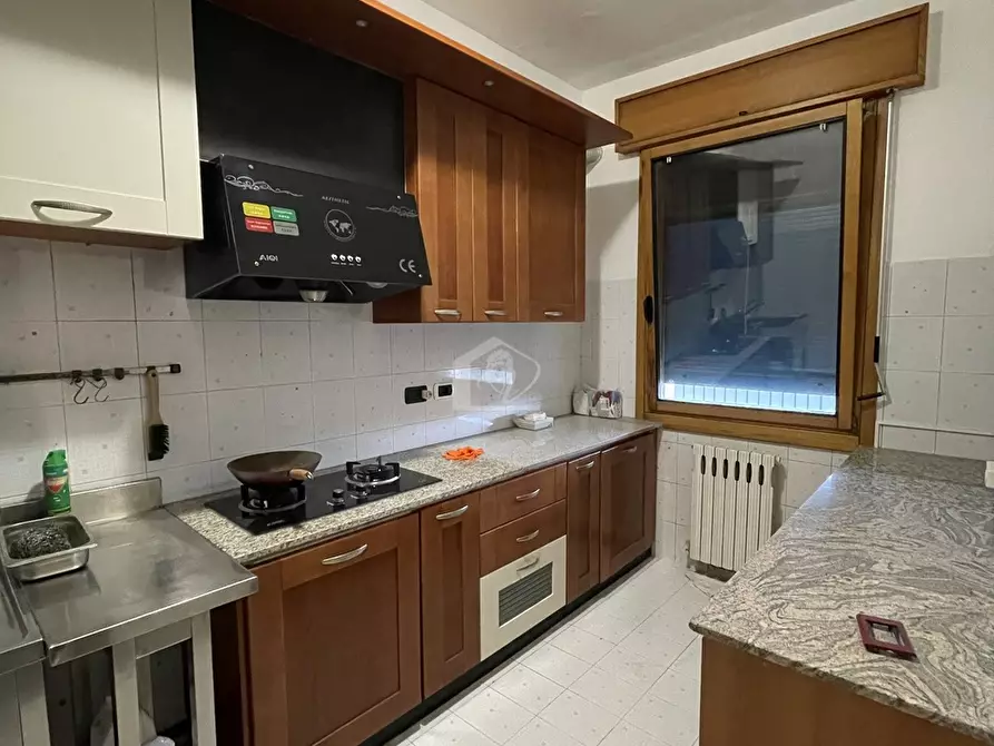 Immagine 2 di Appartamento in vendita  a Suzzara
