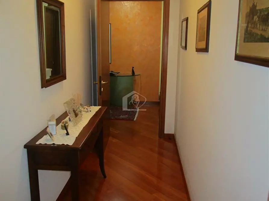 Immagine 14 di Appartamento in vendita  a Suzzara