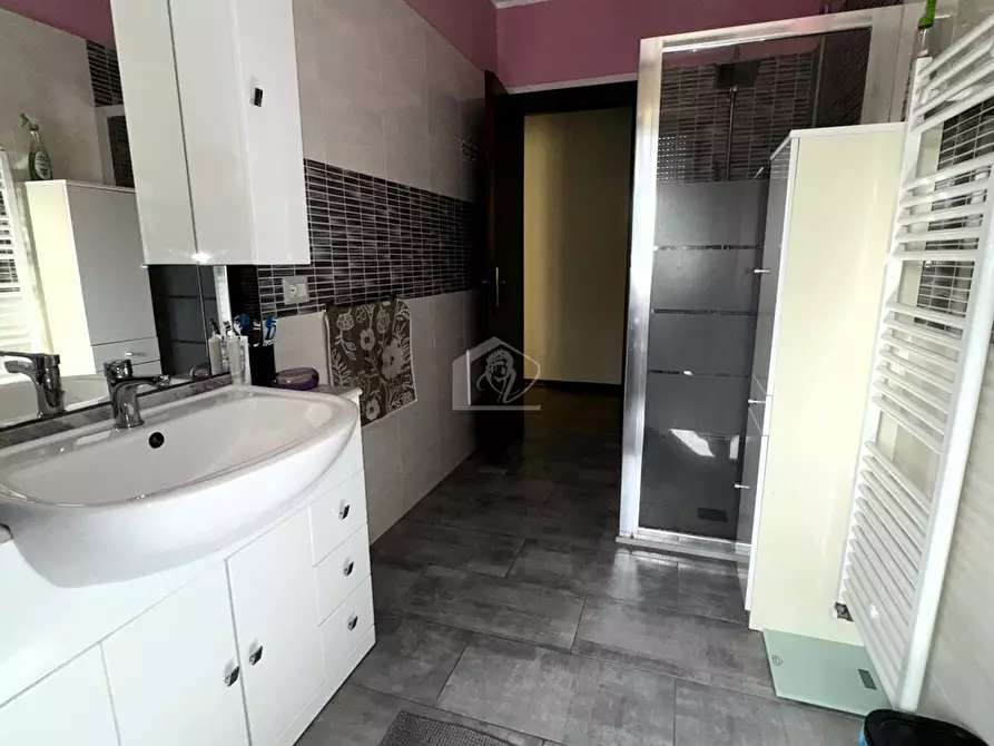 Immagine 10 di Appartamento in vendita  a Suzzara