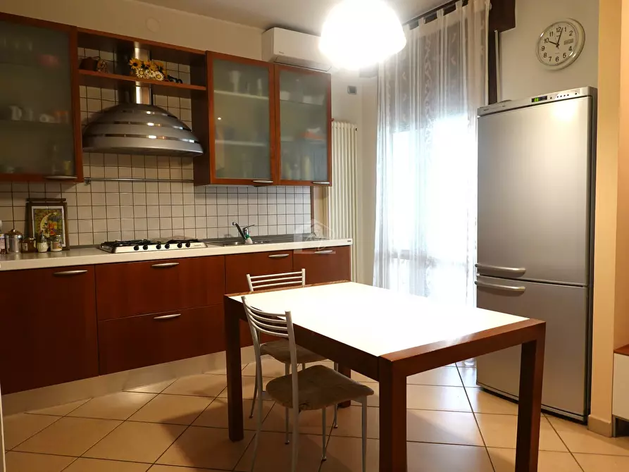 Immagine 4 di Casa indipendente in vendita  a Suzzara