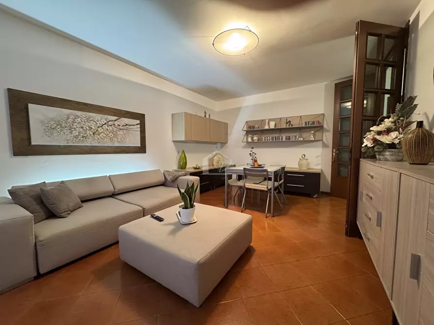 Immagine 10 di Appartamento in vendita  a Suzzara