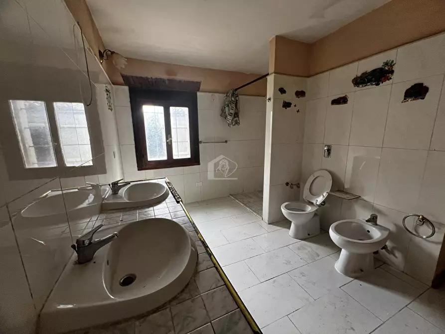 Immagine 11 di Rustico / casale in vendita  a Castel D'ario