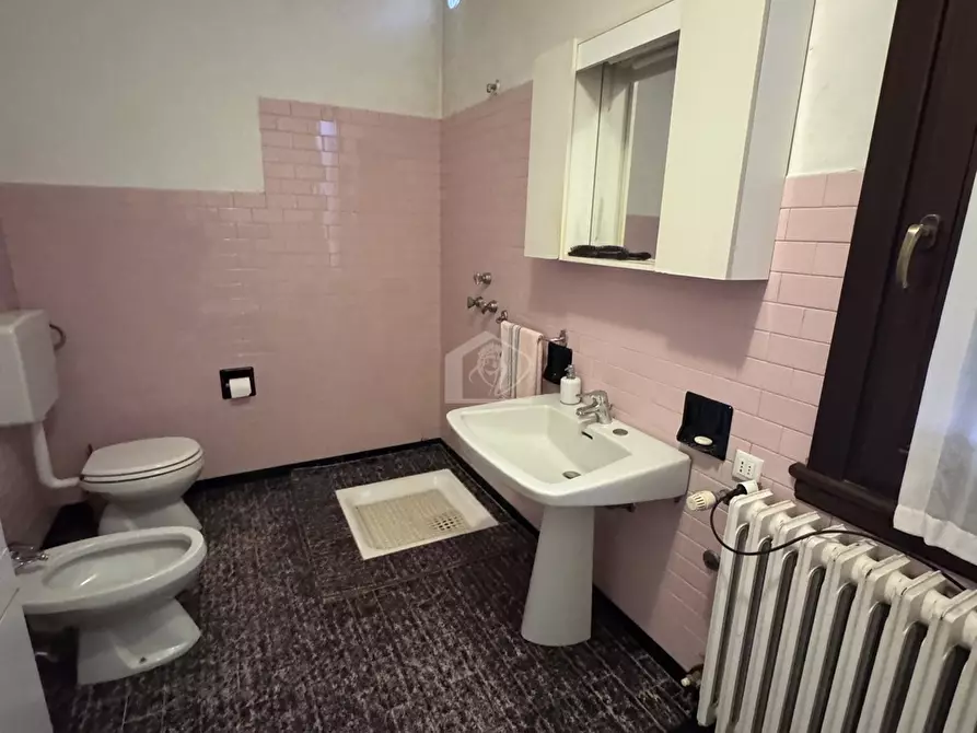 Immagine 14 di Casa indipendente in vendita  a Suzzara