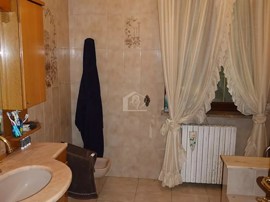 Immagine 27 di Villa in vendita  a Suzzara