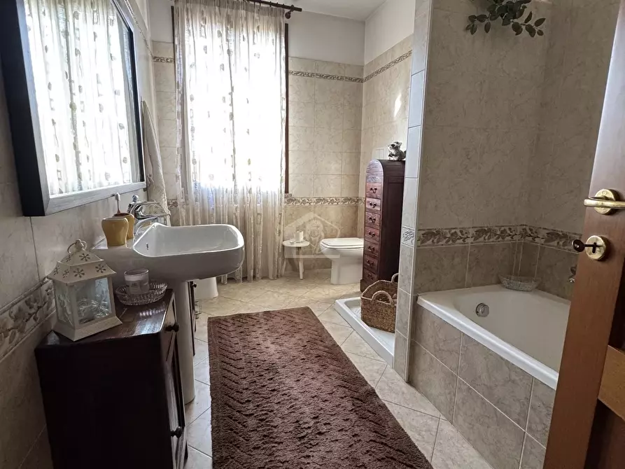 Immagine 28 di Villetta a schiera in vendita  a Suzzara