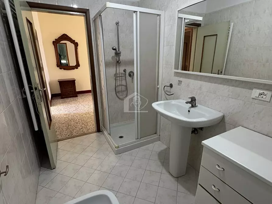 Immagine 22 di Casa bifamiliare in vendita  a Suzzara