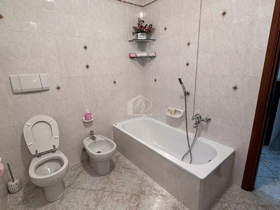 Immagine 14 di Villetta a schiera in vendita  a Suzzara