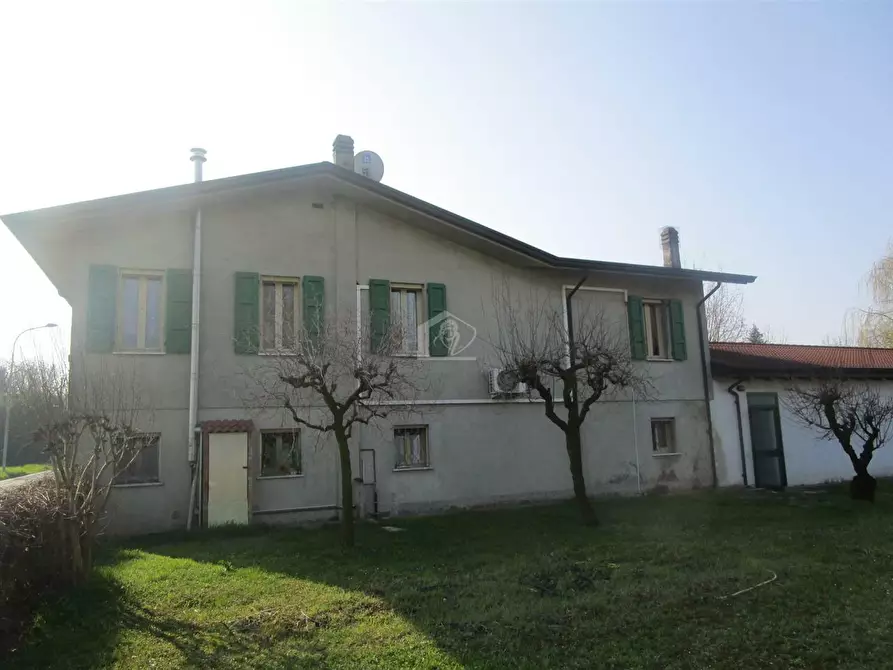 Immagine 26 di Rustico / casale in vendita  a Motteggiana