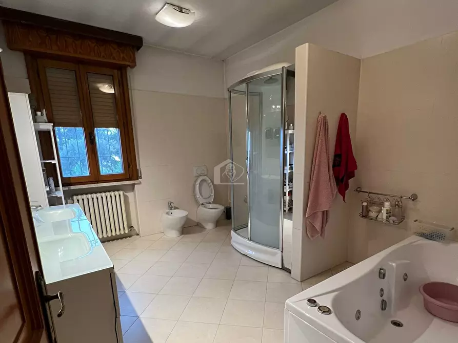 Immagine 3 di Casa bifamiliare in vendita  a Suzzara