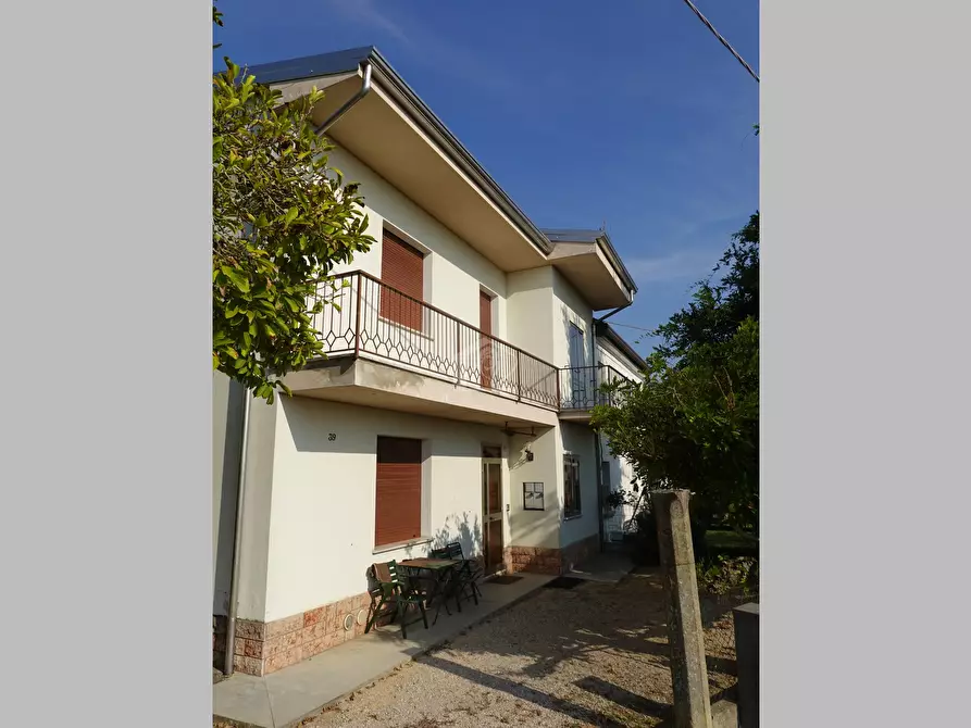 Immagine 2 di Casa indipendente in vendita  a San Benedetto Po