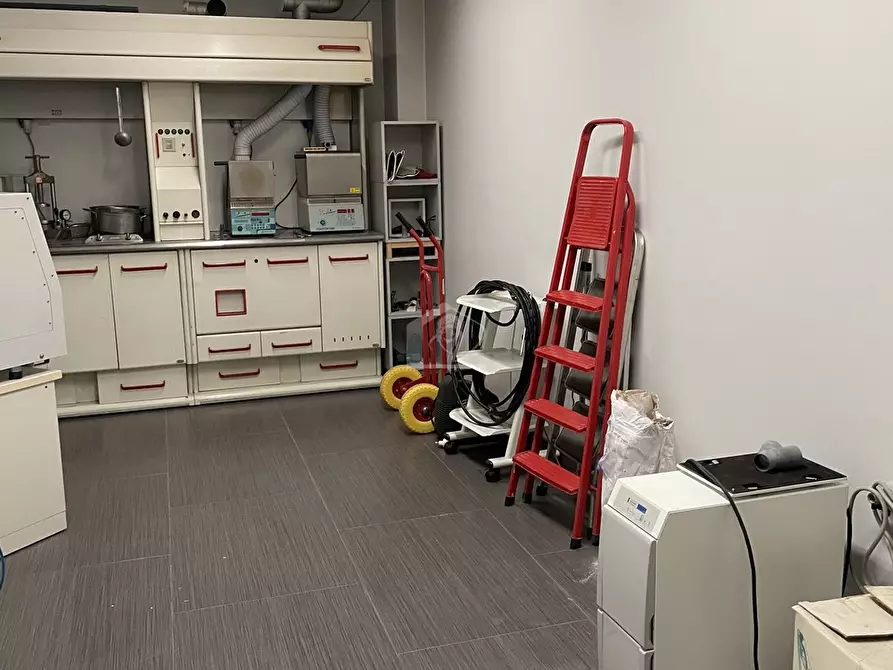 Immagine 7 di Ufficio in vendita  a Boretto