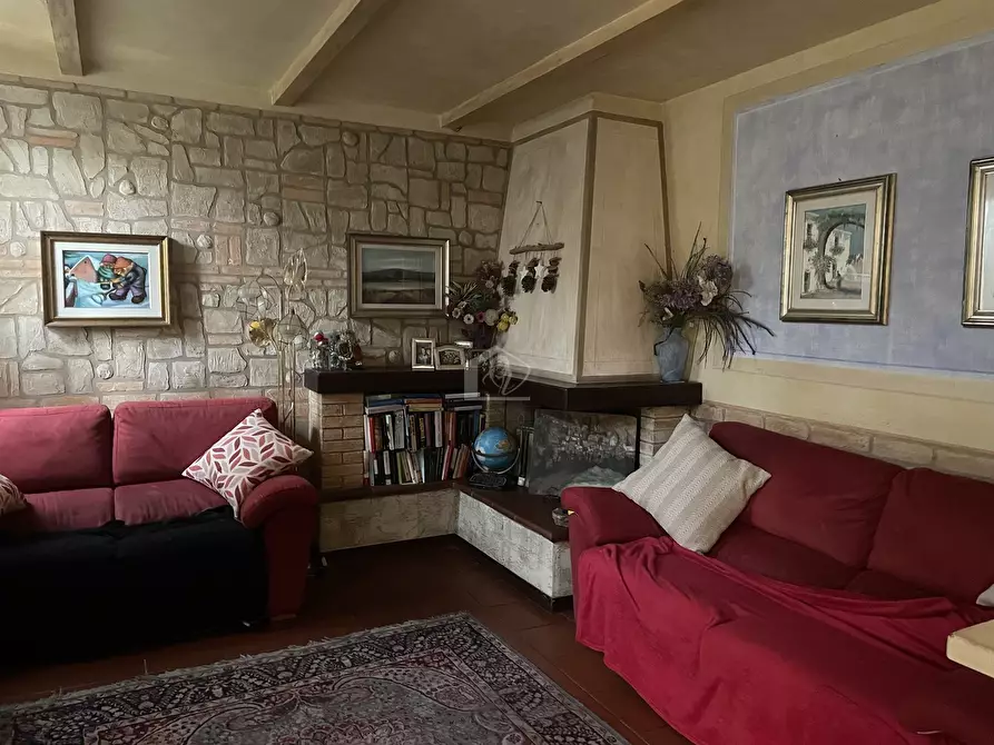 Immagine 1 di Casa indipendente in vendita  a Suzzara