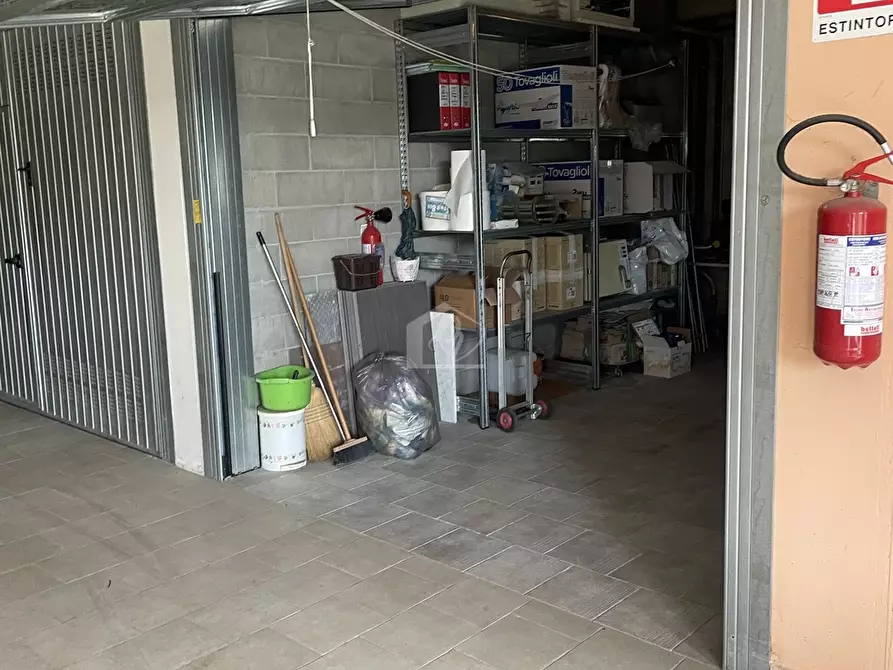 Immagine 12 di Ufficio in vendita  a Boretto