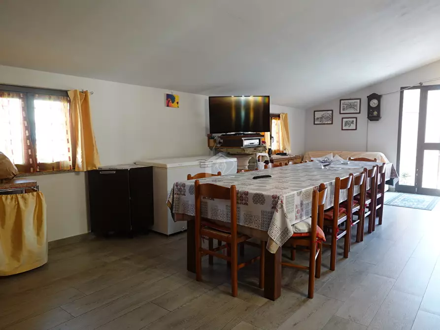 Immagine 11 di Rustico / casale in vendita  a Suzzara