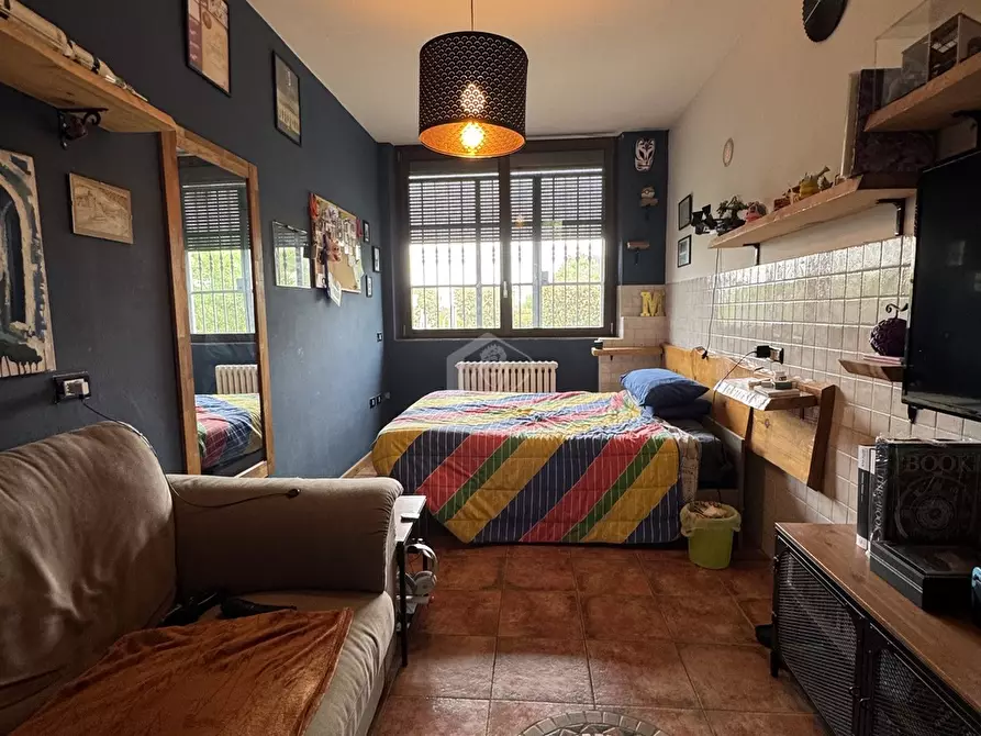 Immagine 10 di Appartamento in vendita  a Suzzara