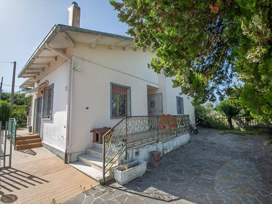 Casa indipendente in vendita in via Fonteschiavo 128 a Nocciano