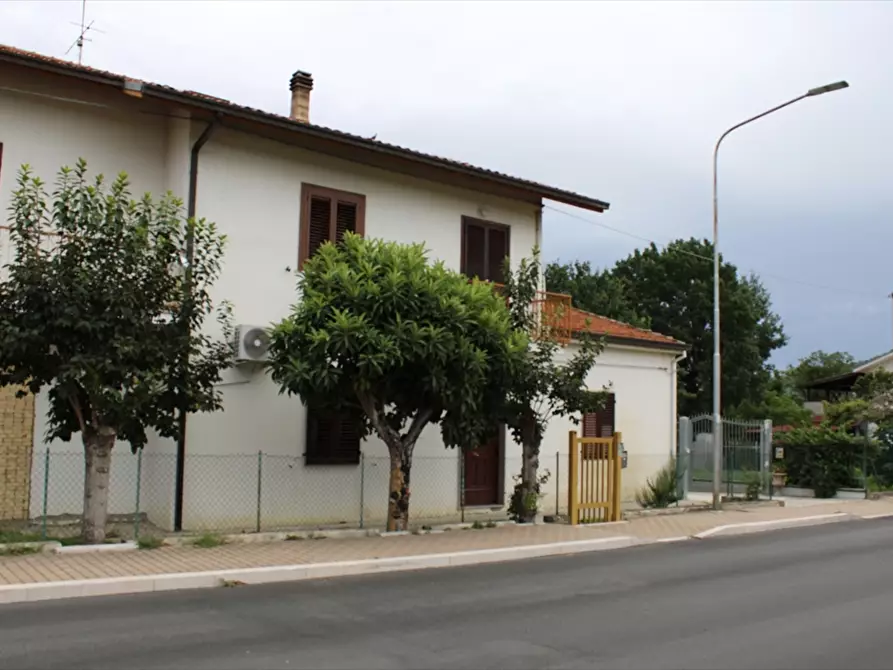 Casa indipendente in vendita in Via matteotti a Alanno