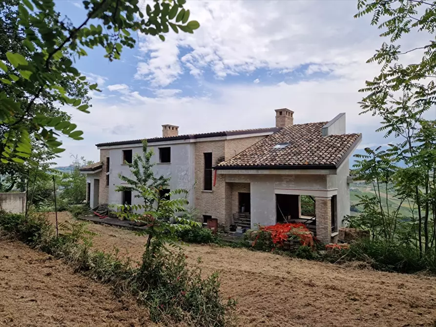 Villa in vendita in Contrada Colle Marcone a Bucchianico