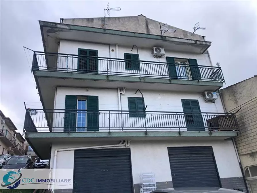 Appartamento in vendita in via Francesco Crispi n°15 Palazzo Adriano a Palazzo Adriano