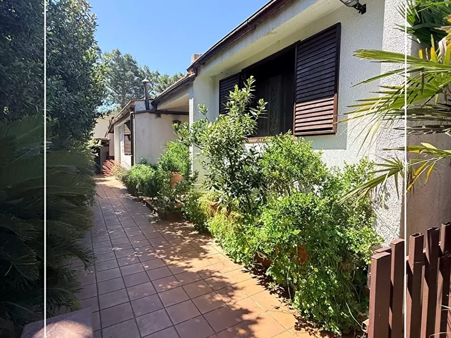 Immagine 4 di Villa in vendita  in via delfini 13 a Taranto