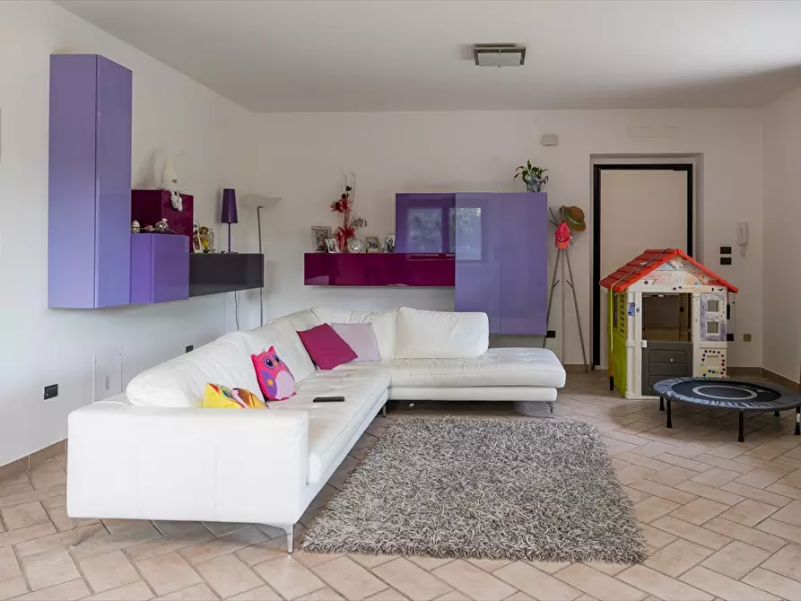 Immagine 18 di Villa in vendita  in Via Santo Stefano a Ripa Teatina