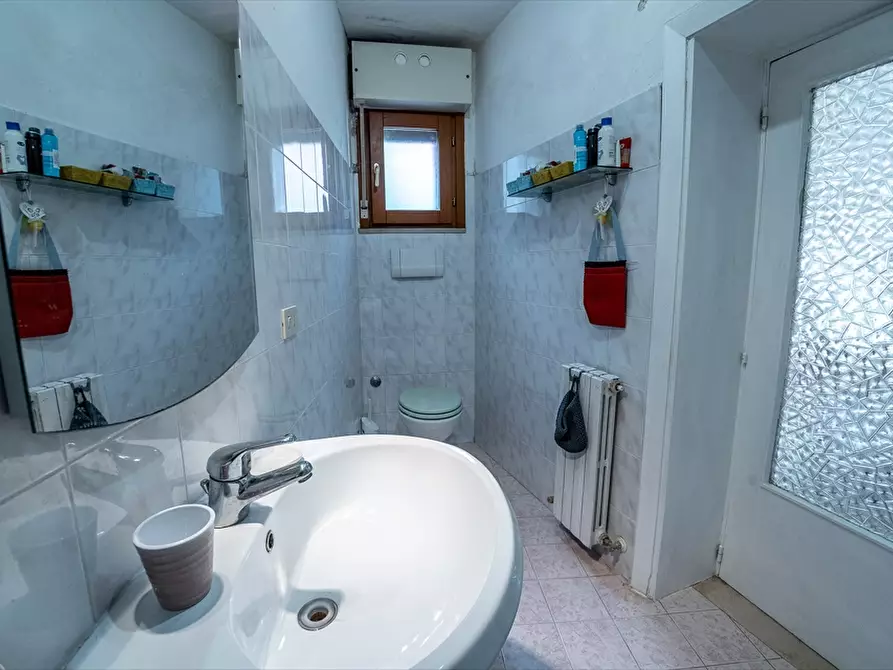 Immagine 17 di Appartamento in vendita  in via Santarelli n. 30 a Chieti