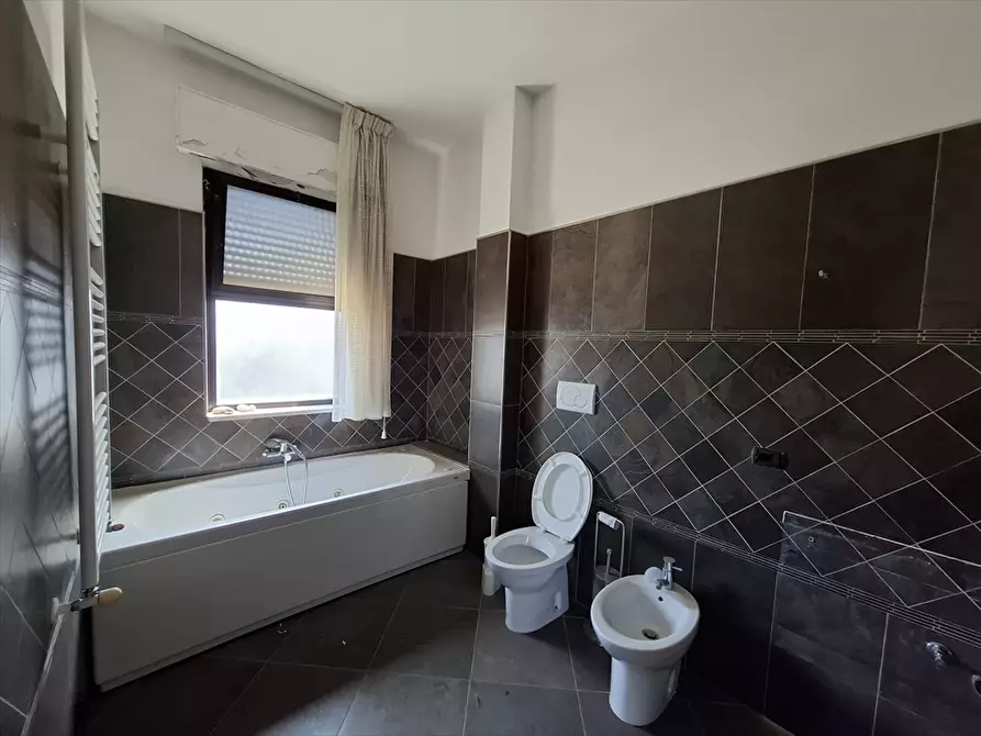 Immagine 19 di Ufficio in vendita  in Viale della Repubblica, 24/H a Modugno