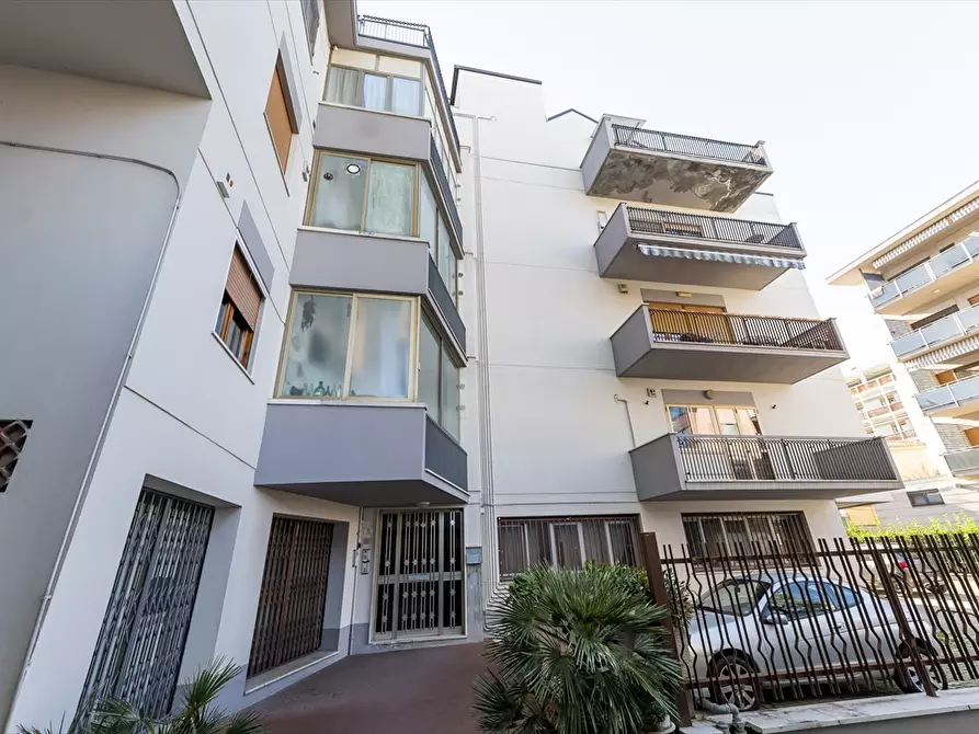 Immagine 4 di Garage in vendita  in Via Scanno a Chieti