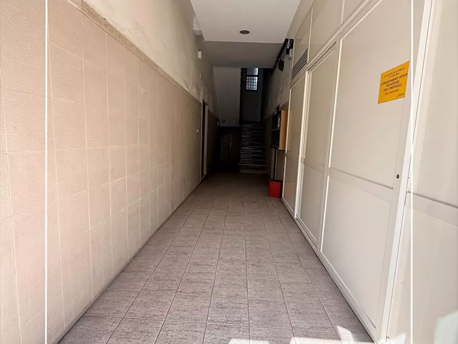 Immagine 2 di Appartamento in vendita  in via cagliari 44 a Taranto