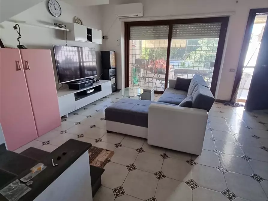 Immagine 1 di Villetta a schiera in vendita  in Via delle bougainvillae 11 a Anzio