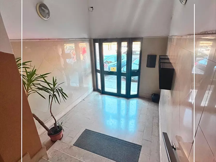 Immagine 3 di Appartamento in vendita  in via cugini 37 a Taranto