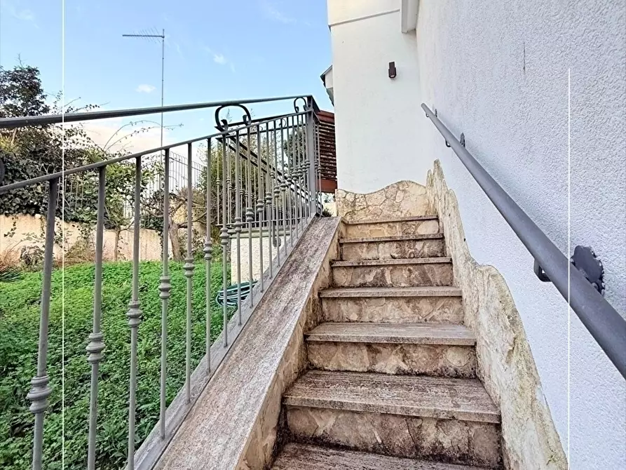 Immagine 22 di Villa in vendita  in VIA SATURO 407 a Leporano